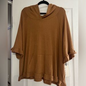 COVERSTITCHED ruffled lightweight hoodie